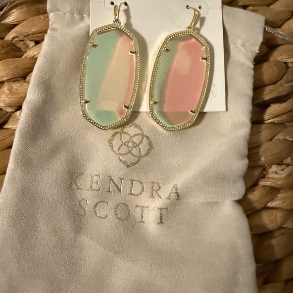NWT Kendra Scott gold Danielle Dichroic Iridescent Earrings - Picture 2 of 5